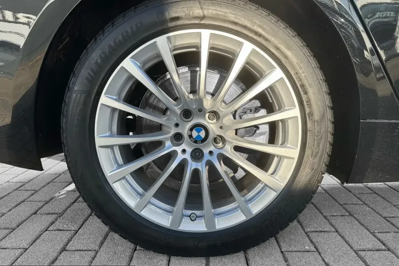 BMW 520 (Seria 5) din 2022 cu 111.590 km - oferta BMW207079 - foto 9