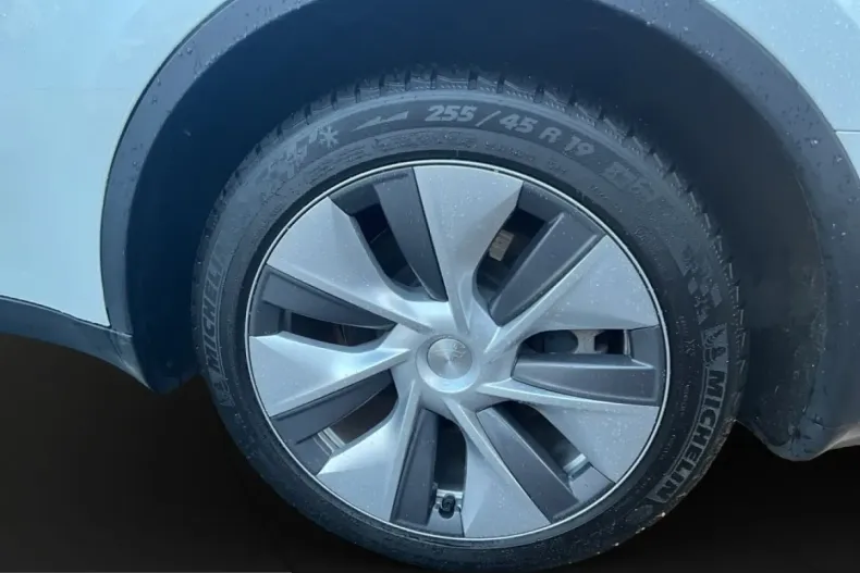 Tesla Model Y din 2023 cu 40.000 km - oferta TES207080 - foto 16