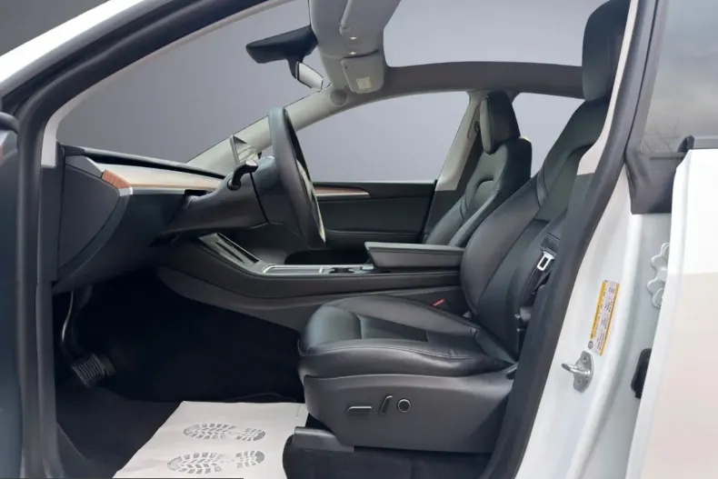 Tesla Model Y din 2023 cu 48.487 km - oferta TES207081 - foto 9