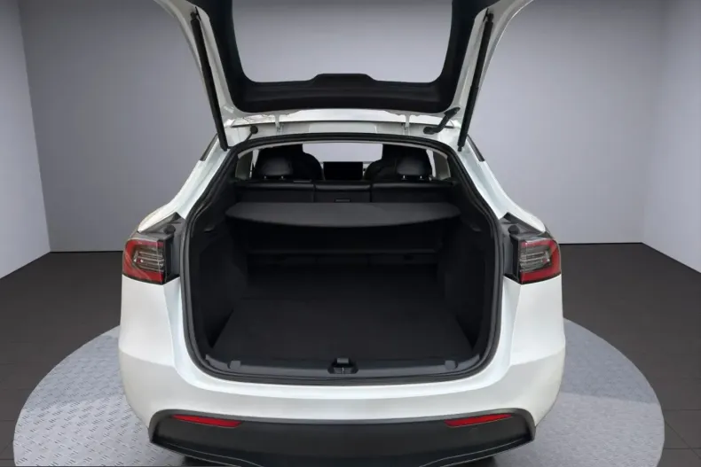 Tesla Model Y din 2023 cu 48.487 km - oferta TES207081 - foto 11