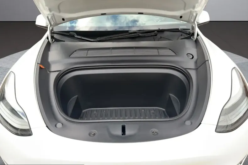 Tesla Model Y din 2023 cu 48.487 km - oferta TES207081 - foto 20