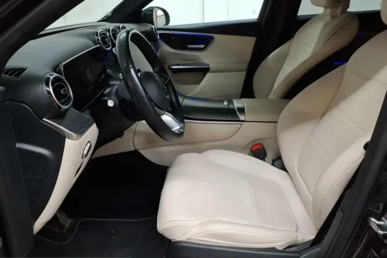 Mercedes-Benz GLC 200 (Clasa GLC) din 2023 cu 110.080 km - oferta MER207089 - foto 3