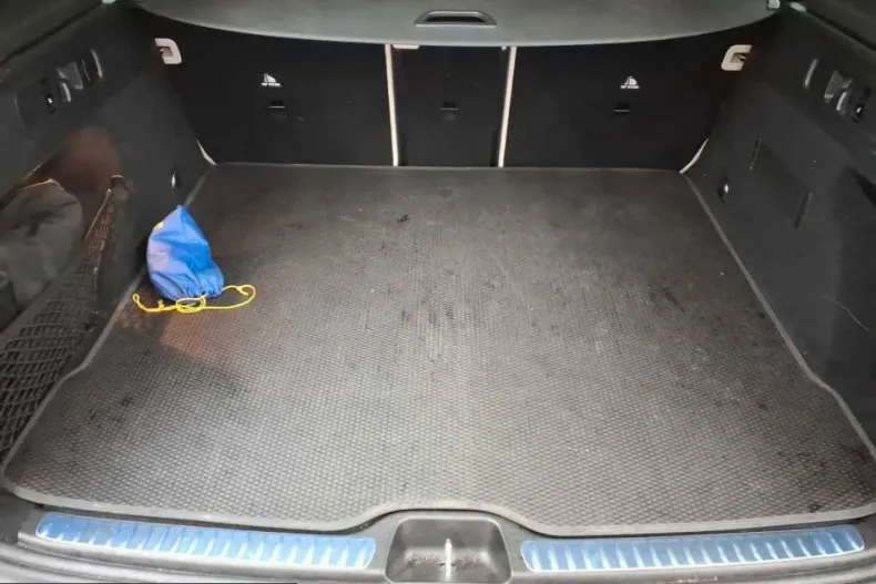 Mercedes-Benz GLC 200 (Clasa GLC) din 2023 cu 110.080 km - oferta MER207089 - foto 10