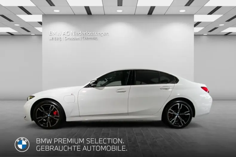 BMW 330 (Seria 3) din 2024 cu 22.841 km - oferta BMW207091 - foto 2