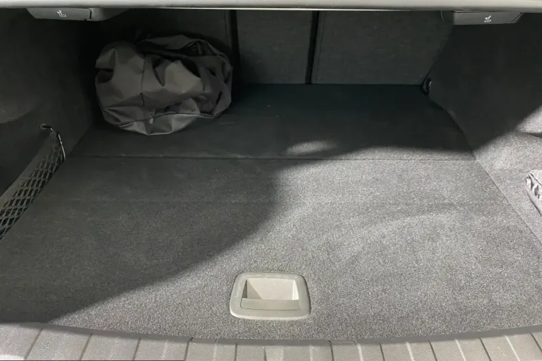 BMW 330 (Seria 3) din 2024 cu 22.841 km - oferta BMW207091 - foto 16