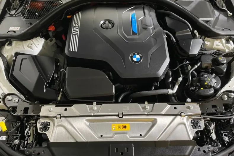 BMW 330 (Seria 3) din 2024 cu 22.841 km - oferta BMW207091 - foto 17