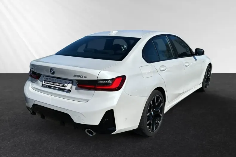 BMW 330 (Seria 3) din 2024 cu 7.100 km - oferta BMW207093 - foto 3