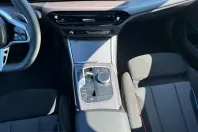 BMW 330 (Seria 3) din 2024 cu 7.100 km - oferta BMW207093 - foto 13