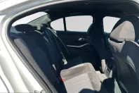 BMW 330 (Seria 3) din 2024 cu 7.100 km - oferta BMW207093 - foto 15