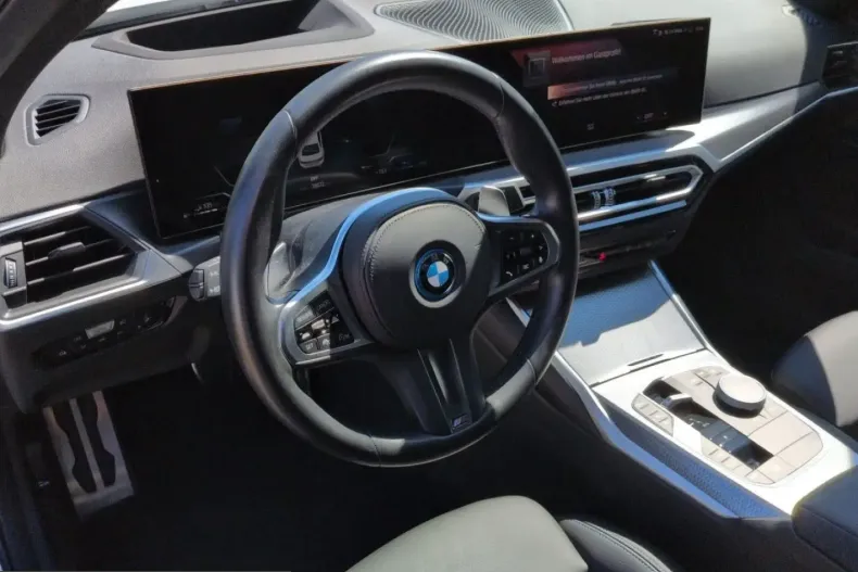 BMW 330 (Seria 3) din 2024 cu 17.953 km - oferta BMW207094 - foto 13