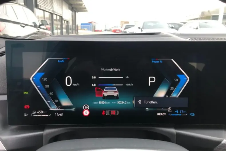 BMW 330 (Seria 3) din 2025 cu 29.987 km - oferta BMW207095 - foto 11