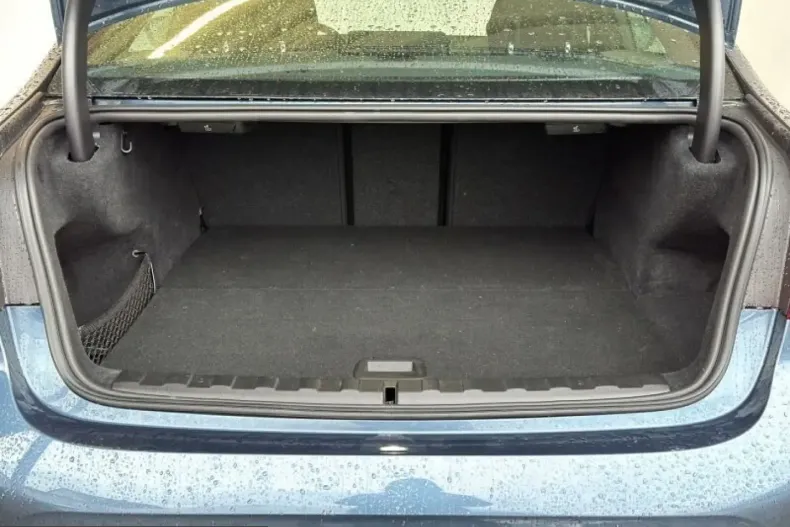 BMW 330 (Seria 3) din 2024 cu 21.731 km - oferta BMW207098 - foto 10