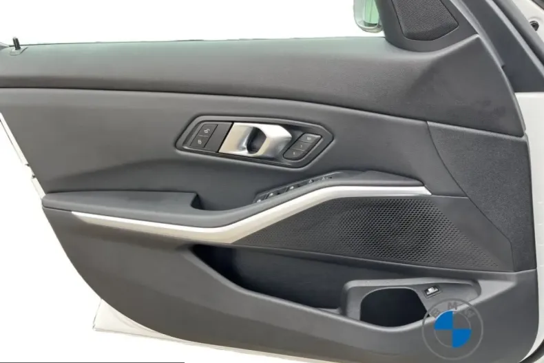 BMW 330 (Seria 3) din 2024 cu 34.000 km - oferta BMW207100 - foto 9