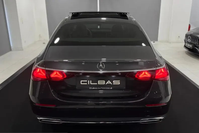Mercedes-Benz E 400 (Clasa E) din 2023 cu 74.433 km - oferta MER207103 - foto 11