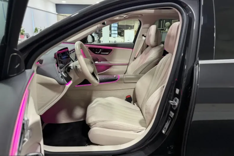 Mercedes-Benz E 400 (Clasa E) din 2023 cu 74.433 km - oferta MER207103 - foto 19