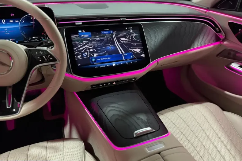 Mercedes-Benz E 400 (Clasa E) din 2023 cu 74.433 km - oferta MER207103 - foto 45