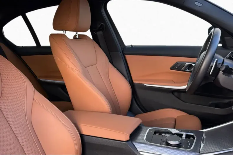 BMW 330 (Seria 3) din 2024 cu 12.671 km - oferta BMW207109 - foto 6