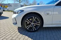 BMW 330 (Seria 3) din 2023 cu 40.118 km - oferta BMW207112 - foto 13