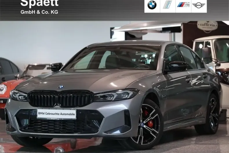 BMW 330 (Seria 3) din 2023 cu 42.093 km - oferta BMW207113 - foto 1