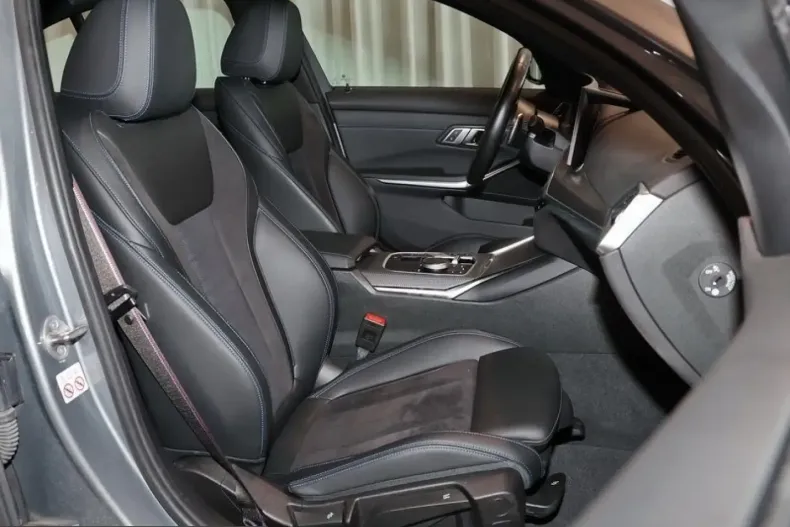 BMW 330 (Seria 3) din 2023 cu 42.093 km - oferta BMW207113 - foto 4