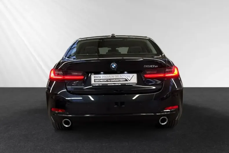 BMW 330 (Seria 3) din 2024 cu 27.200 km - oferta BMW207114 - foto 8