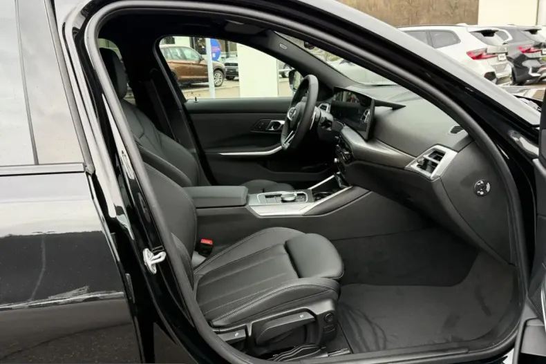 BMW 330 (Seria 3) din 2025 cu 14.900 km - oferta BMW207115 - foto 13