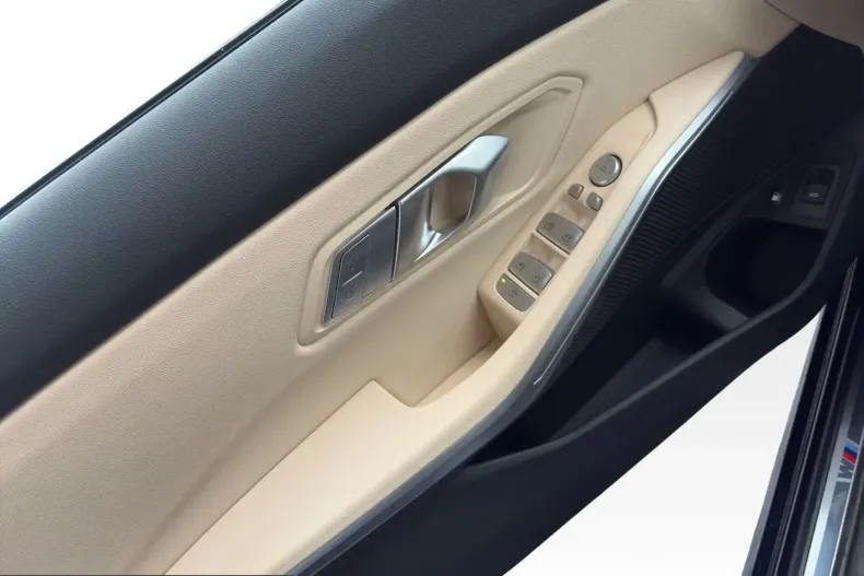 BMW 330 (Seria 3) din 2023 cu 67.309 km - oferta BMW207117 - foto 9