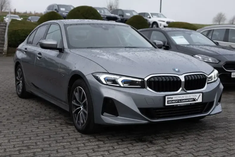 BMW 320 (Seria 3) din 2023 cu 72.260 km - oferta BMW207118 - foto 3