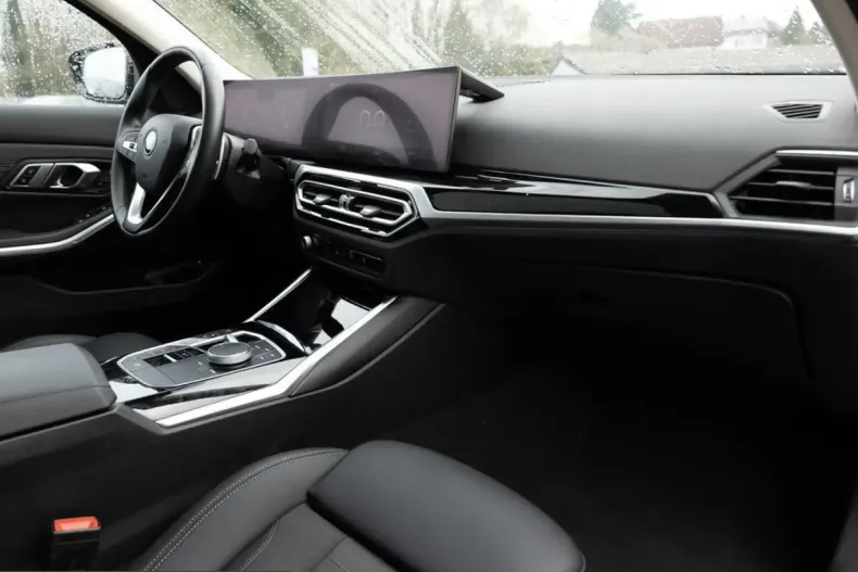 BMW 320 (Seria 3) din 2023 cu 72.260 km - oferta BMW207118 - foto 9