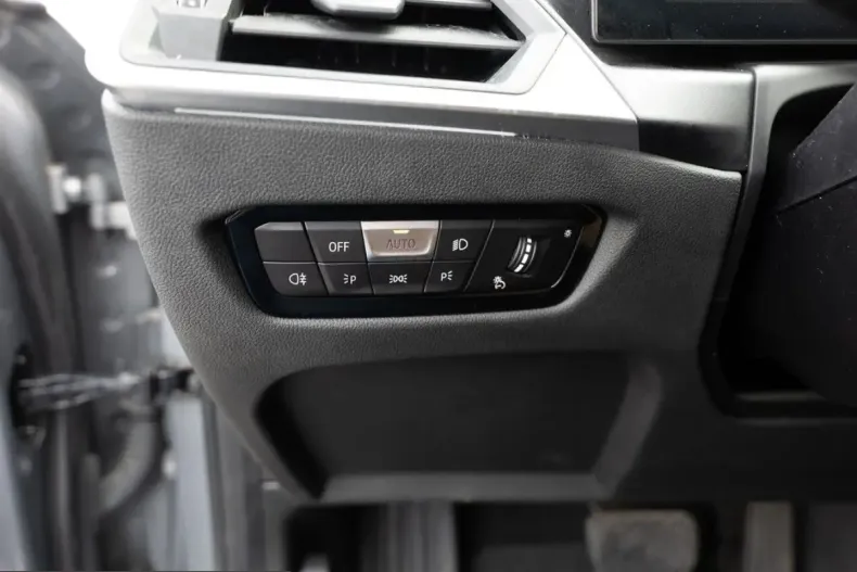 BMW 320 (Seria 3) din 2023 cu 72.260 km - oferta BMW207118 - foto 26