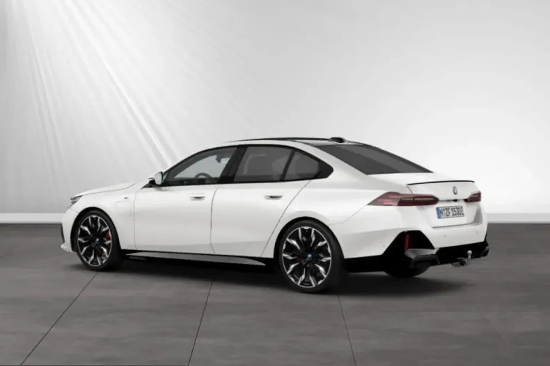 BMW 530 (Seria 5) din 2024 cu 29.990 km - oferta BMW207120 - foto 8