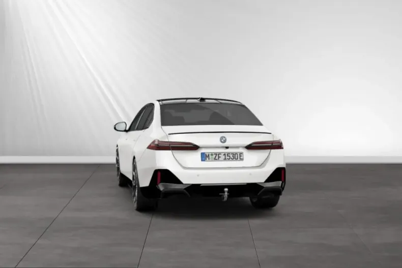 BMW 530 (Seria 5) din 2024 cu 29.990 km - oferta BMW207120 - foto 9