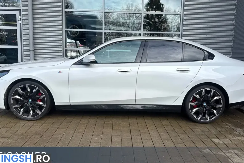 BMW 520 (Seria 5) din 2025 cu 14.662 km - oferta BMW207123 - foto 9