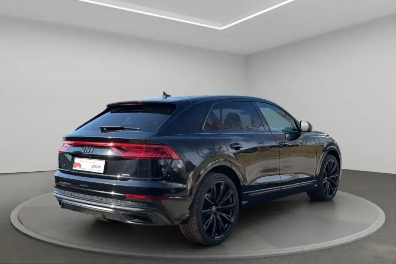 Audi Q8 din 2023 cu 68.707 km - oferta AUD207128 - foto 3