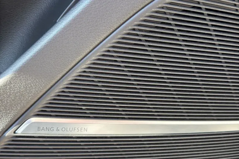 Audi Q8 din 2023 cu 68.707 km - oferta AUD207128 - foto 17