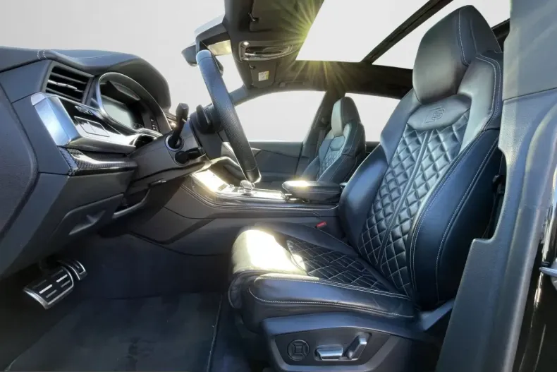 Audi Q8 din 2023 cu 70.332 km - oferta AUD207129 - foto 11