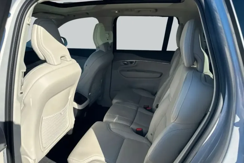 Volvo XC90 din 2024 cu 32.112 km - oferta VOL207130 - foto 10