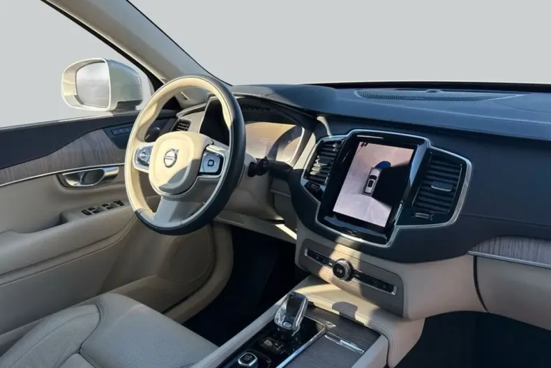 Volvo XC90 din 2024 cu 32.112 km - oferta VOL207130 - foto 12