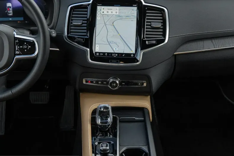 Volvo XC90 din 2024 cu 61.919 km - oferta VOL207131 - foto 12