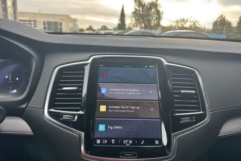 Volvo XC90 din 2024 cu 49.550 km - oferta VOL207132 - foto 12