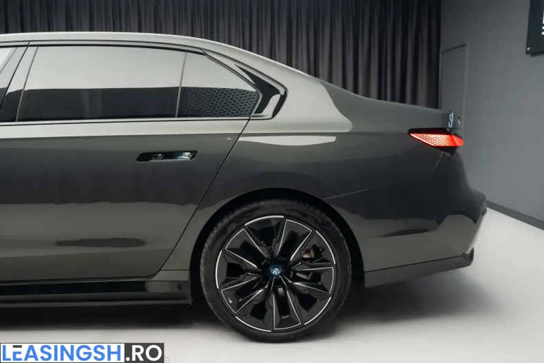 BMW i7 (Seria 7) din 2023 cu 37.000 km - oferta BMW207140 - foto 13