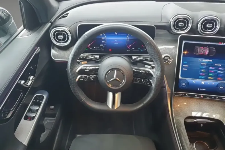 Mercedes-Benz GLC 300 (Clasa GLC) din 2025 cu 11.300 km - oferta MER207142 - foto 12