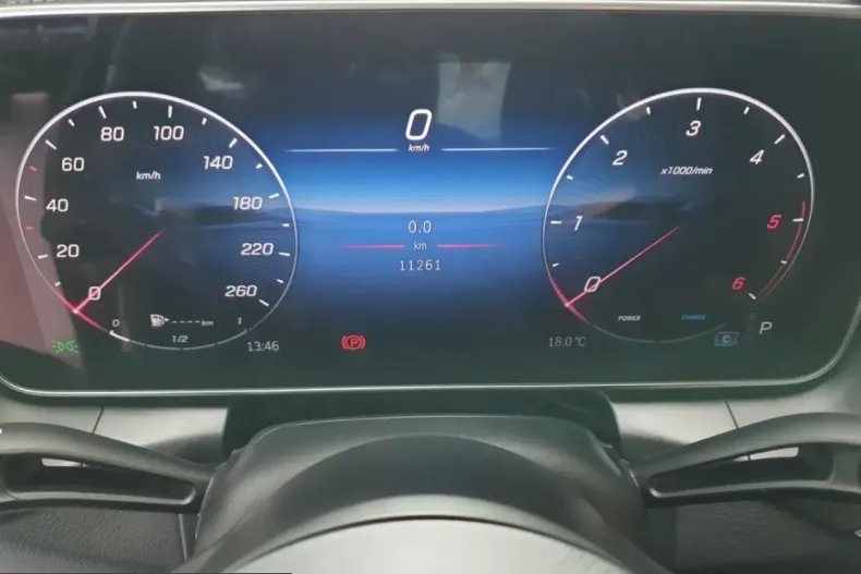 Mercedes-Benz GLC 300 (Clasa GLC) din 2025 cu 11.300 km - oferta MER207142 - foto 13