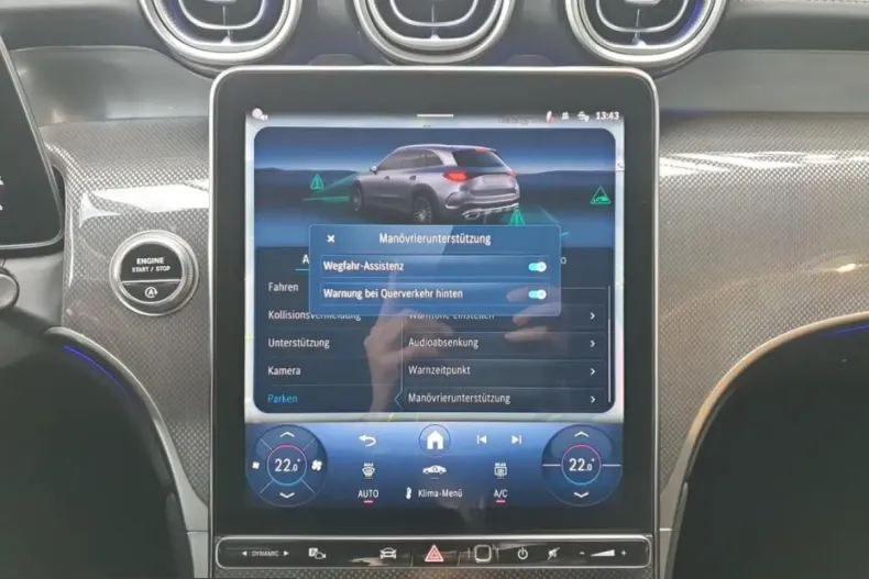 Mercedes-Benz GLC 300 (Clasa GLC) din 2025 cu 11.300 km - oferta MER207142 - foto 28