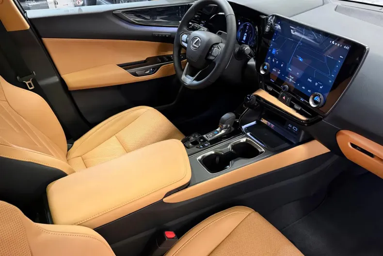 Lexus Seria NX din 2025 cu 10 km - oferta LEX207148 - foto 10