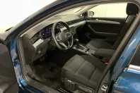 Volkswagen Passat din 2021 cu 48.924 km - oferta VOL207152 - foto 5