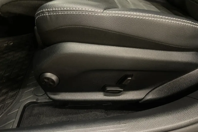 Mercedes-Benz C din 2021 cu 103.563 km - oferta MER207153 - foto 21