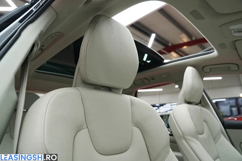 Volvo XC60 din 2021 cu 119.000 km - oferta VOL207167 - foto 8