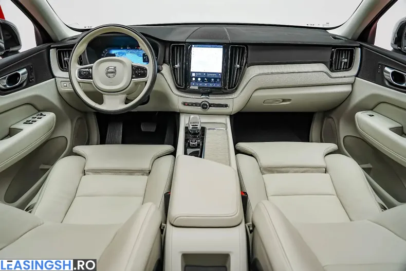 Volvo XC60 din 2021 cu 119.000 km - oferta VOL207167 - foto 16