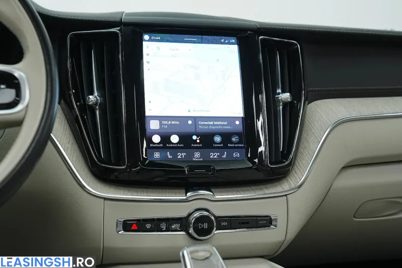 Volvo XC60 din 2021 cu 119.000 km - oferta VOL207167 - foto 34